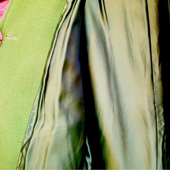 BEAUTIFUL MAX MARA LIGHT GREEN Wool Loose Jacket. Fully Lined. With 2 pockets - Picture 8 of 9